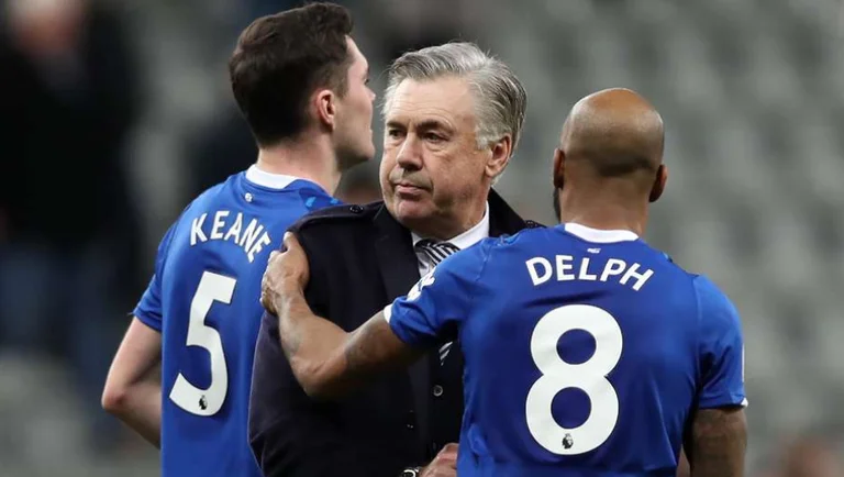Postimi i formacionit zyrtar të Evertonit para ndeshjes me Newcastlen po shkon viral