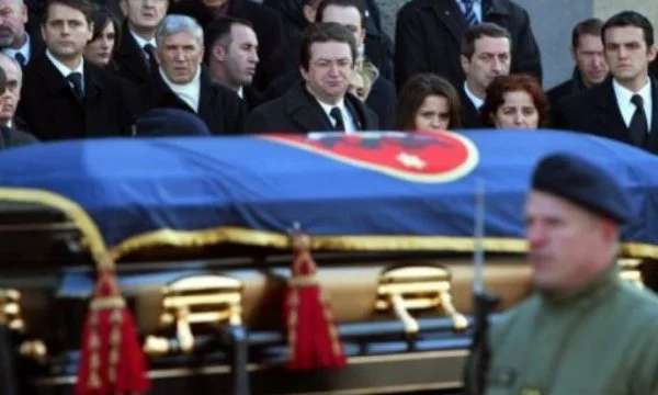 Cili president serb kishte kërkuar të marrë pjesë në varrimin e Rugovës