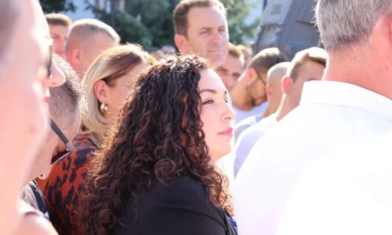 Vjosa Osmani kujton Rugovën: Sot më shumë se kurrë kemi nevojë të mësojmë prej urtësisë së tij
