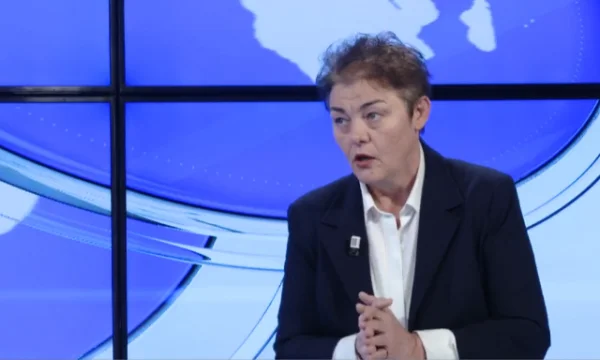 E patrembura e LDK-së: Kurti po sillet si “me prekë zotin me dorë”