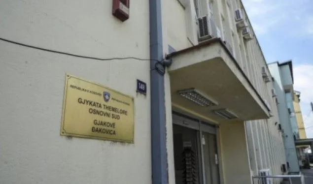 Gjashtë muaj burg për keqpërdorim të pozitës zyrtare