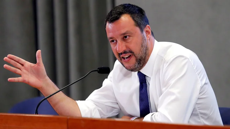 Salvini: Shqiptarët me letra i kam vëllezër dhe motra, ata me drogë jashtë
