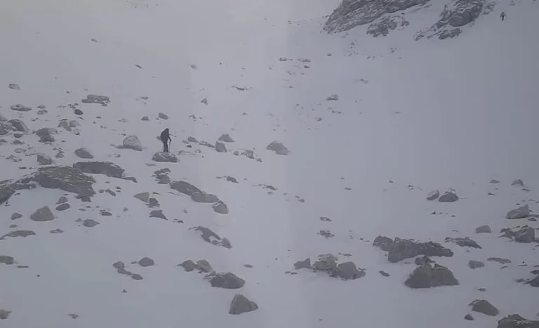 Shpëtohet alpinistja e cila u aksidentua në malin e Tomorrit