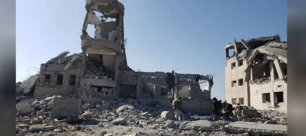 Sulmohet një kamp ushtarak në Jemen – 60 të vdekur