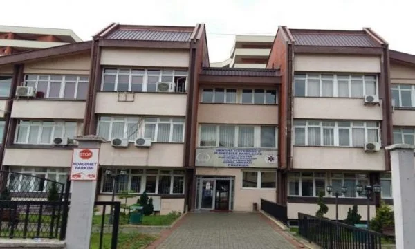 Kërcënohet doktoresha nga Deçani, arrestohet i dyshuari