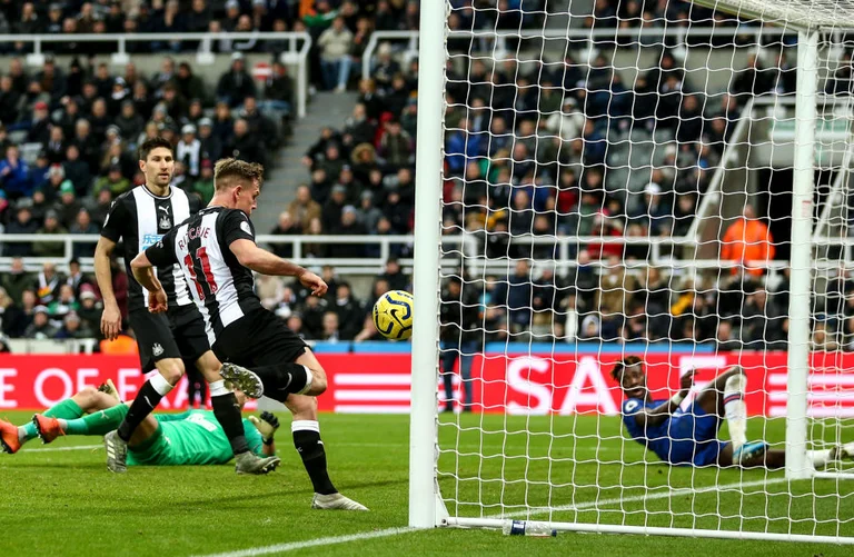Chelsean po e mposht kujt po i teket: Newcastle kësaj radhe shpartallon ‘fëmijët’ e Lampardit