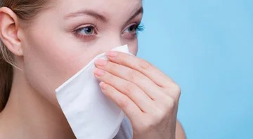 Cosa provoca sanguinamento del naso durante l'inverno?