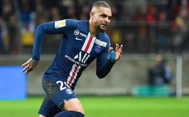 Arsenal arrin marrëveshje pesë vjeçare me Kurzawa