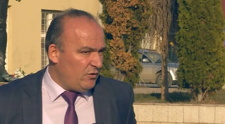 Bulliqi: Në LDK moti ka vdekur rugovizmi, me Isa Mustafën s’ka frymë