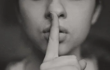 Six things don't tell anybody.