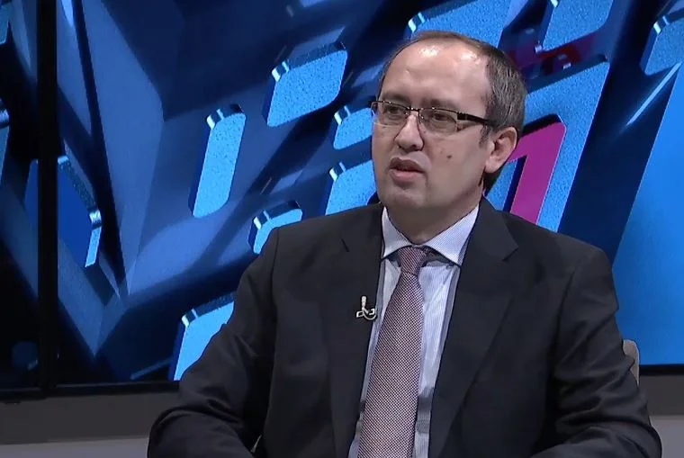 Hoti: Nuk jemi t’u e marrë seriozisht letrën e Albin Kurtit – Narrativ i panevojshëm