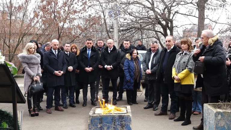​Serbët kërkojnë që ndërkombëtarët të angazhohen për ndriçimin e vrasjes së Ivanoviqit