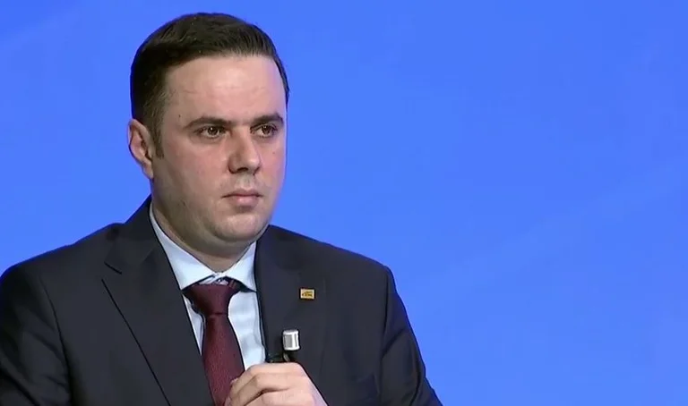 Abdixhiku: VV me mosbesimin për emrin e kryeparlamentarit la një varrë të pashërueshme