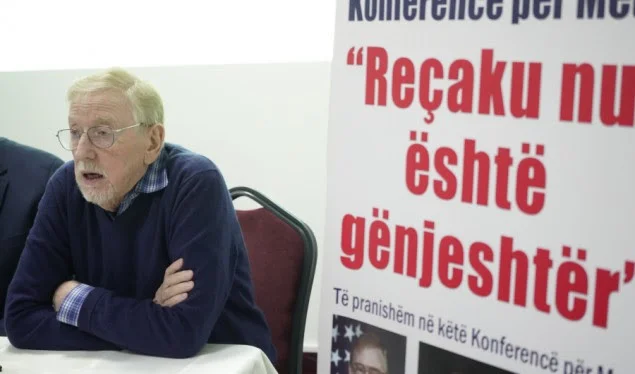 Walker: Të gjitha masakrat duhet të kujtohen sikurse Reçaku