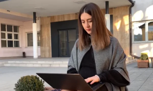 Ligjëron në universitetin numër një të Gjermanisë, por 29 vjeçarja nga Gjilani ende s’ka marrë ftesë nga UP