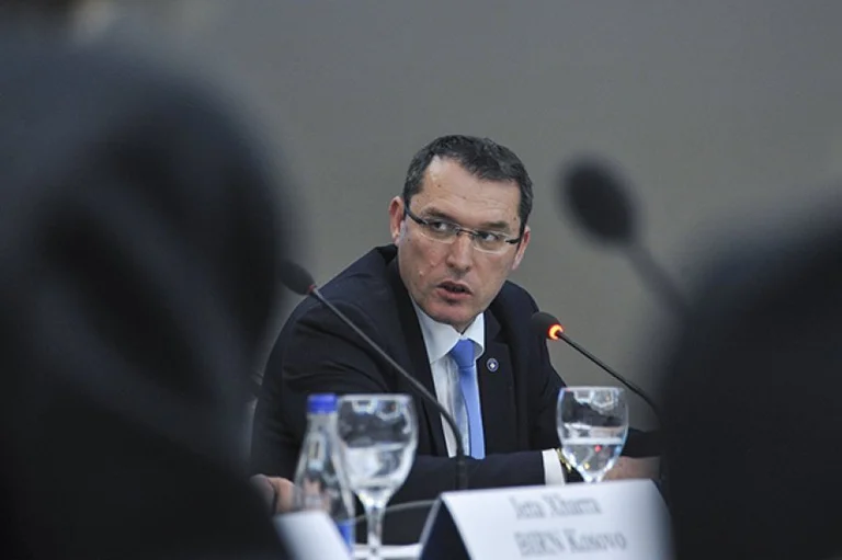 Gecaj i LDK-së nervozohet, thotë se VV-ja edhe “po i shan edhe po kërkon bashkëpunim”