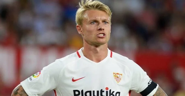 Zyrtare: Milani transferon Simon Kjaer