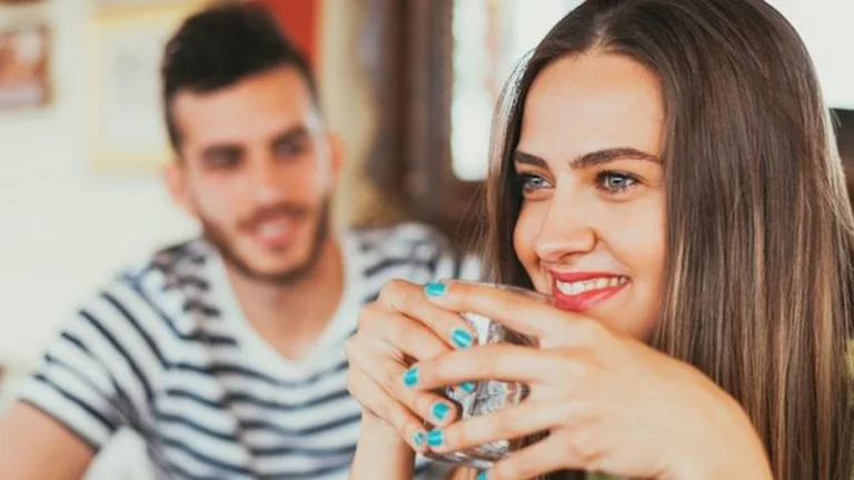 Shtatë dallime ndërmjet të dashurit dhe bashkëshortit