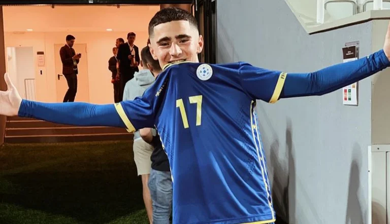 Talenti Lushaku: Prej që kam qenë i vogël kam ëndërruar të jem pjesë e Kosovës