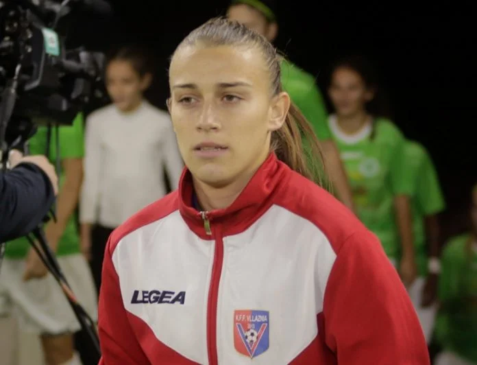 E denjë për kategorinë e burrave: Futbollistja shqiptare shpallet golashënuesja më e mirë në glob