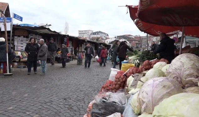 Qytetarët ankohen për shtrenjtimin e produkteve të konsumit