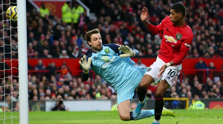 Man United tregon fytyrë tjetër kundër Norëichit: E shkatërron me futboll brilant