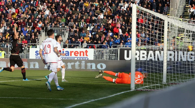 Ibrahimovici ia jep të mbarën Milanit, siguron fitore komode kundër Cagliarit