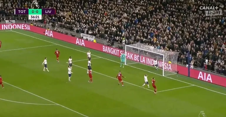 Kush mund ta ndalë këtë Liverpool? Tottenhami jo: Roberto Firmino shkund Londrën me këtë gol