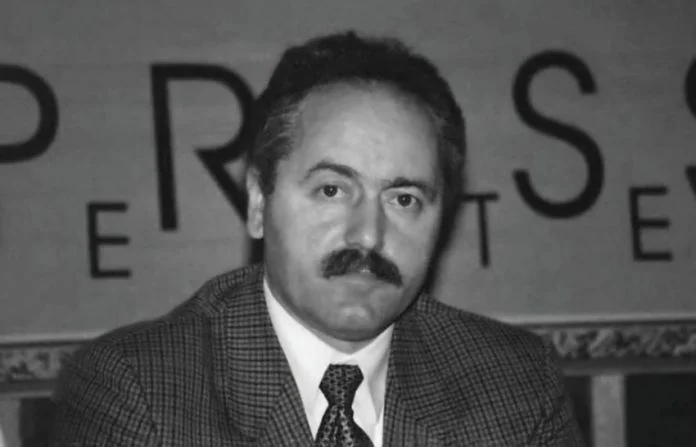 Isa Mustafa përkujton veprimtarin Enver Maloku