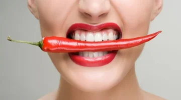 Problemi di sonno? Mai mangiare cibo caldo