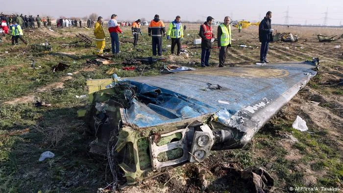 Ukraina kërkon ndihmën e vendeve perëndimore për të zbuluar shkakun e rrëzimit të avionit në Iran