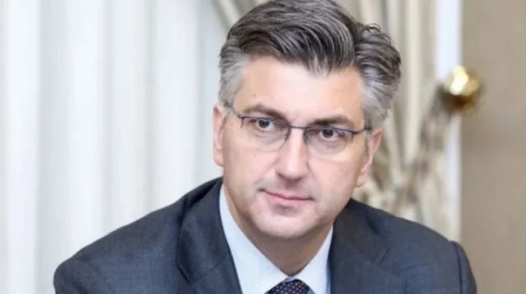 Plenkoviq: Shqipëria dhe Maqedonia e Veriut do nisin shumë shpejt negociatat për anëtarësim në BE