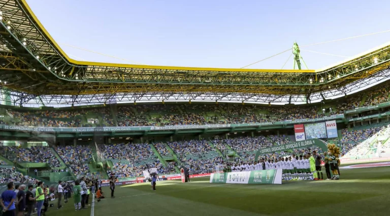 Sëmuren 90% e lojtarëve të klubit portugez: Kërkon nga Sportingu që ta shtyjë ndeshjen