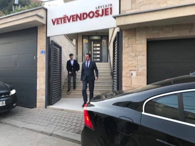 Isa Mustafa e Albin Kurti deklarohen para takimit