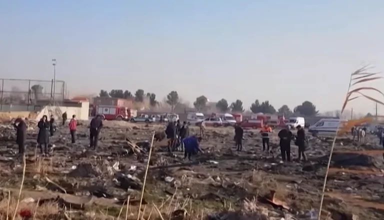 Del raporti nga hetuesit për aeroplanin ukrainas që u përplas në Iran: E gjejnë edhe kutinë e zezë