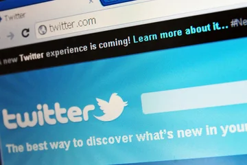 Twitter para probar la opción de bloqueo de respuesta