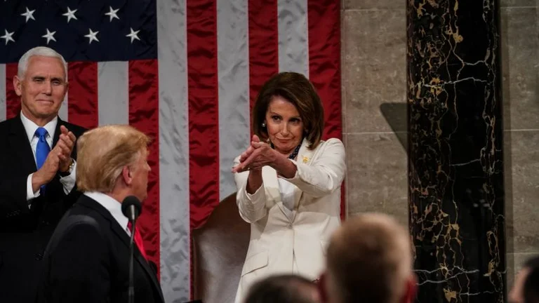 Pelosi: Dhoma e Kongresit do të votojë për të kufizuar fuqinë e Trump për të shkuar në luftë me Iranin