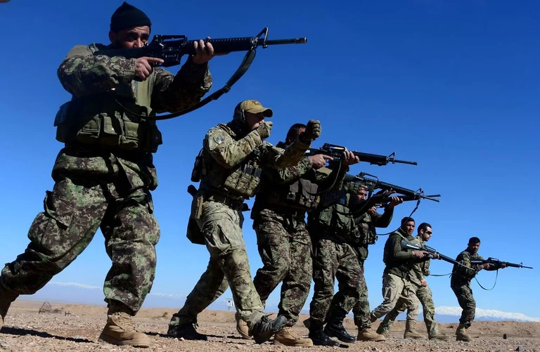 NATO tërheq trupat nga Iraku