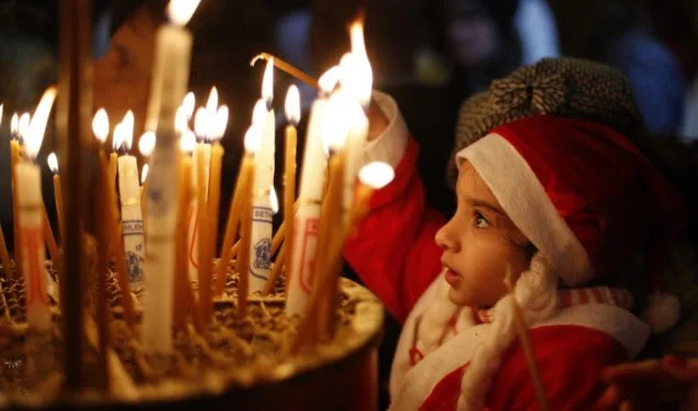 Orthodoxe Gläubigen feiern Weihnachten