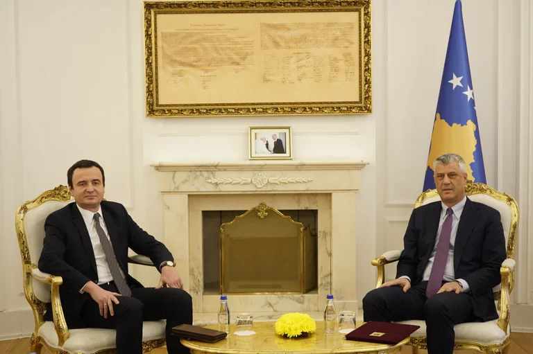 Thaci sur Twitter: Kurt peut tenter de créer des retards, mais c'est un risque inutile de crise constitutionnelle