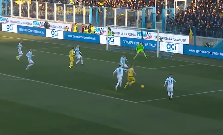 Amir Uni-matched <x0/Dardani di Java”: Irresponsible in Defense, Dangerous in Attack (Video)