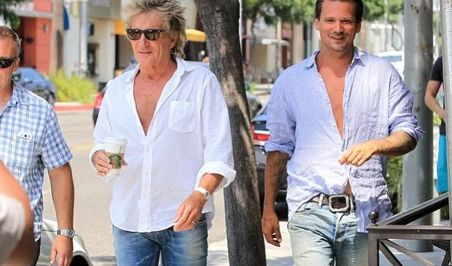 Known Rocker and his son beat up a security guard for New Year's Eve