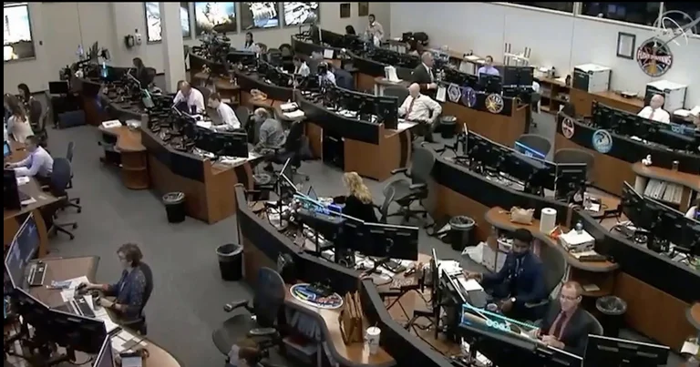 NASA pierde contacto con el monitoreo por satélite misterioso éxtasis