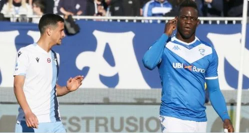 The terrible lazio fans: Ballotle racist abuse as guests
