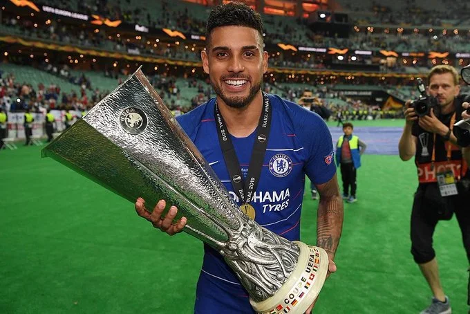 You are again contacted by Chelsea's defender