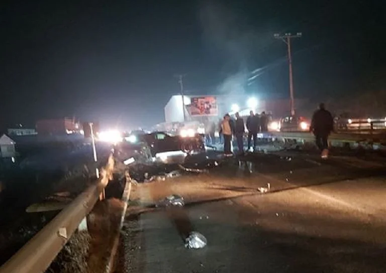 Accident à Gjilan, quatre blessés