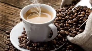 Effetti del caffè a stomaco vuoto