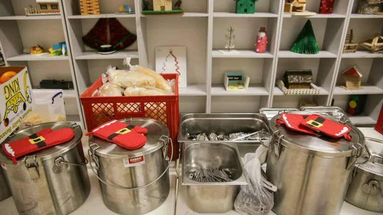 Comune di Pristina sparge fischi per i bambini di Handiko