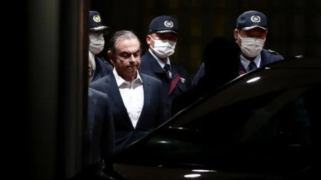 Interpol in Ricerca dell'ex Nissan Chief
