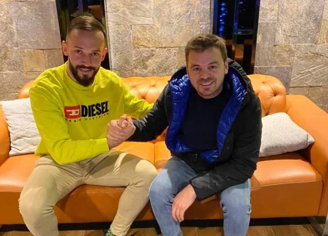 Z YRTAR: Balkans signés avec Arber Prekaz